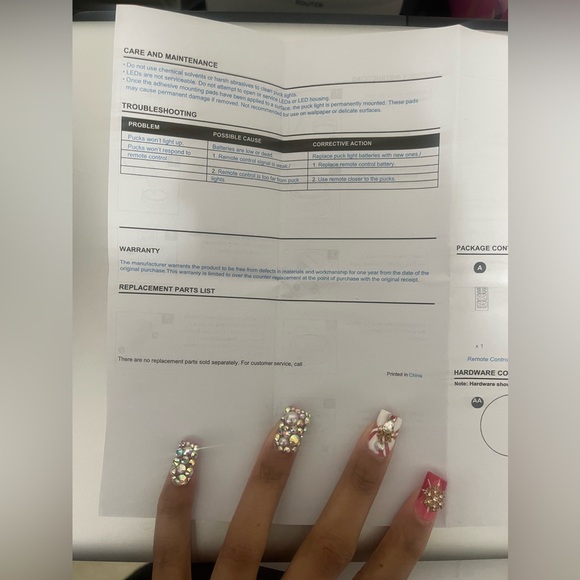 6 Pack Battery Operated LED Light Pucks, Dimmable with timers and remotes - Picture 13 of 14